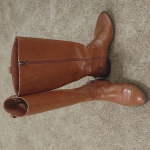 Sam&Libby size 8 women's boots